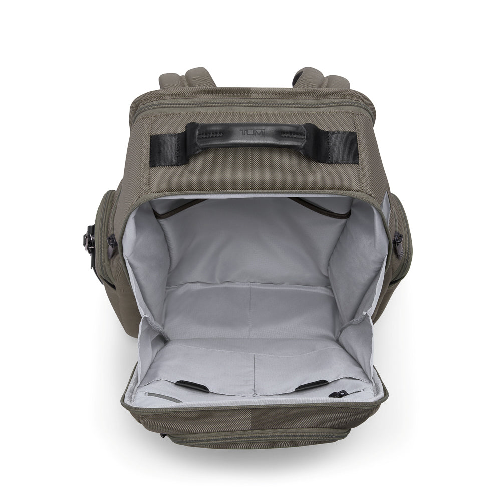 Tumi_158957_grey_alloy