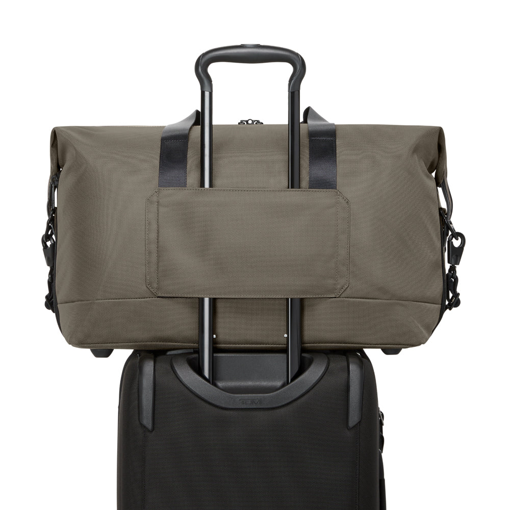 Tumi_158964_grey_alloy