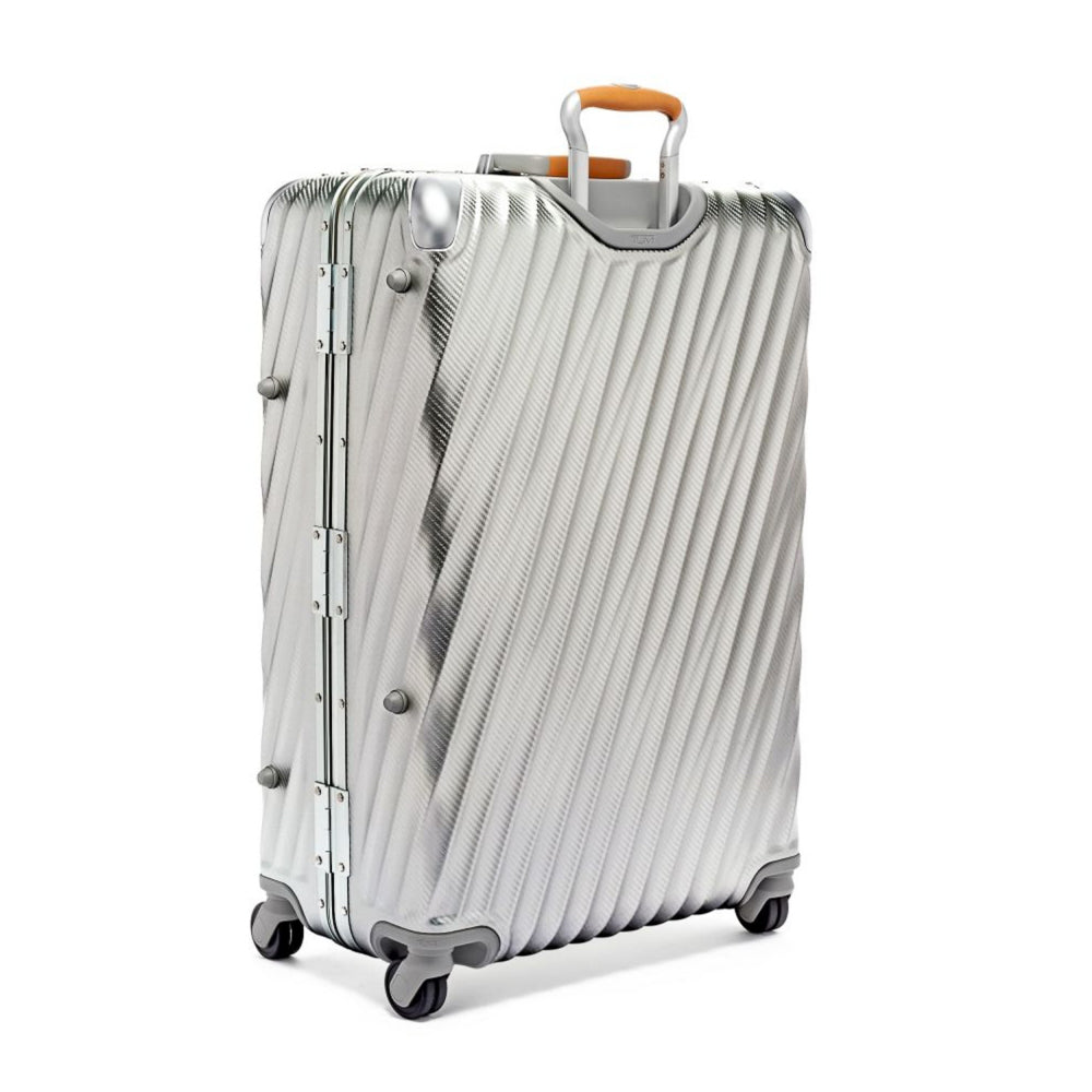 tumi_124852_texture_silver