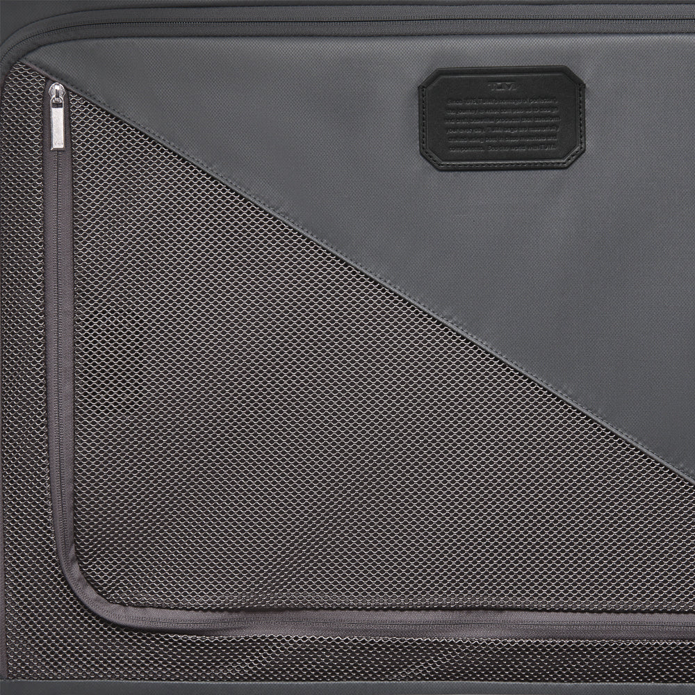 Tumi_124852_textured_horison_blue