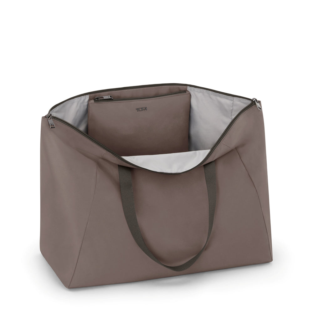 tumi_146589_mink