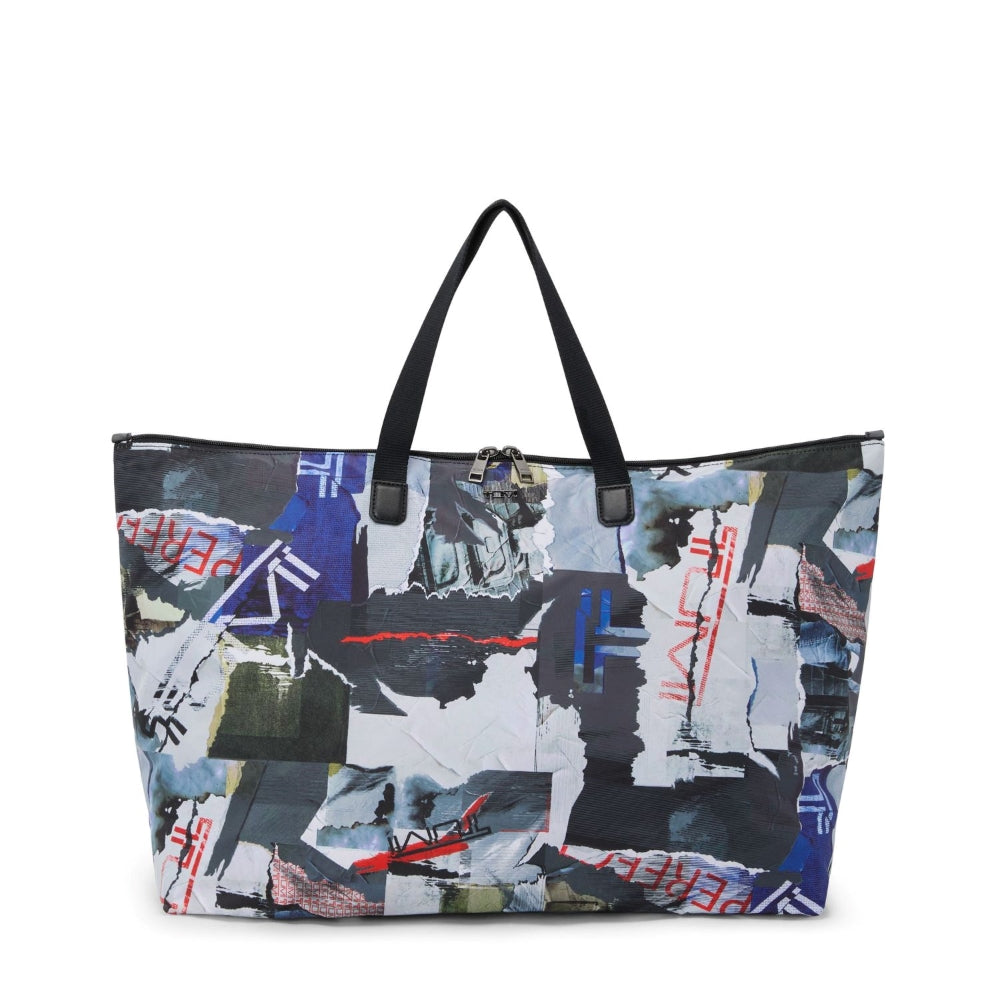 tumi_156569_poster_print