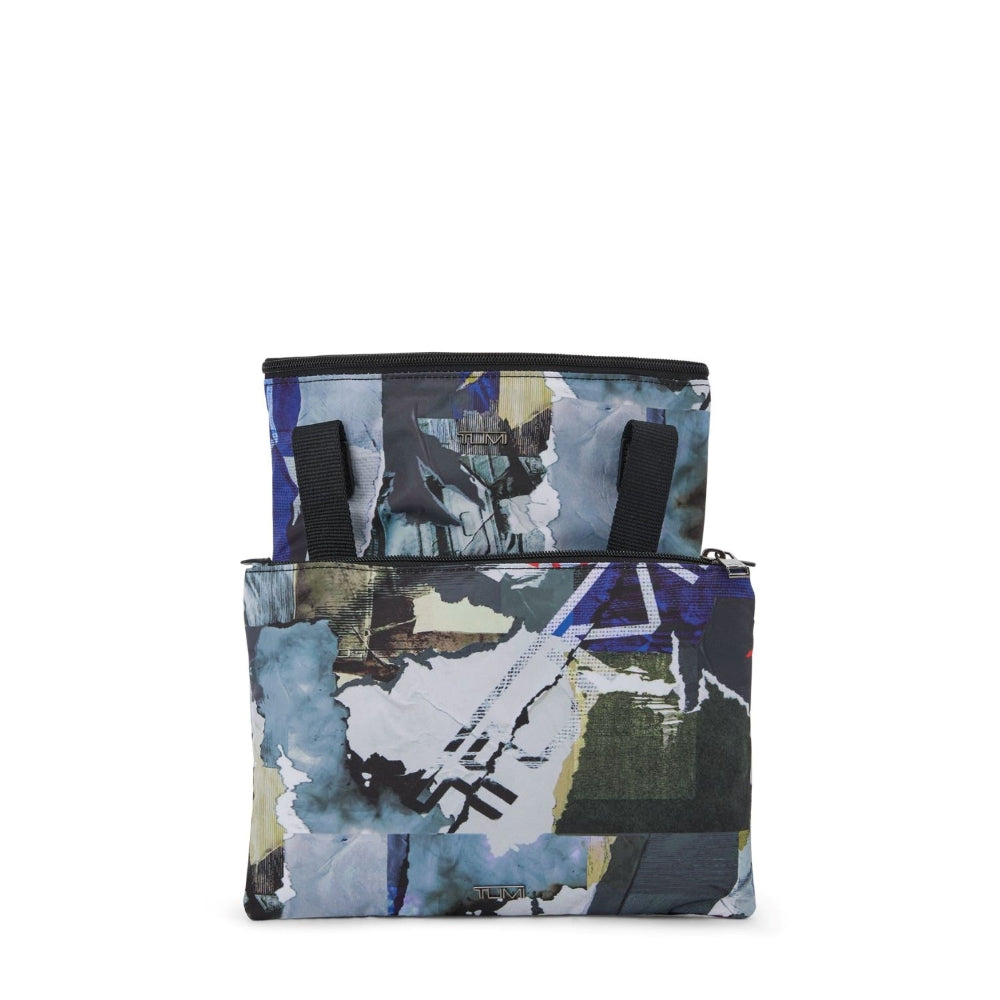 tumi_156569_poster_print