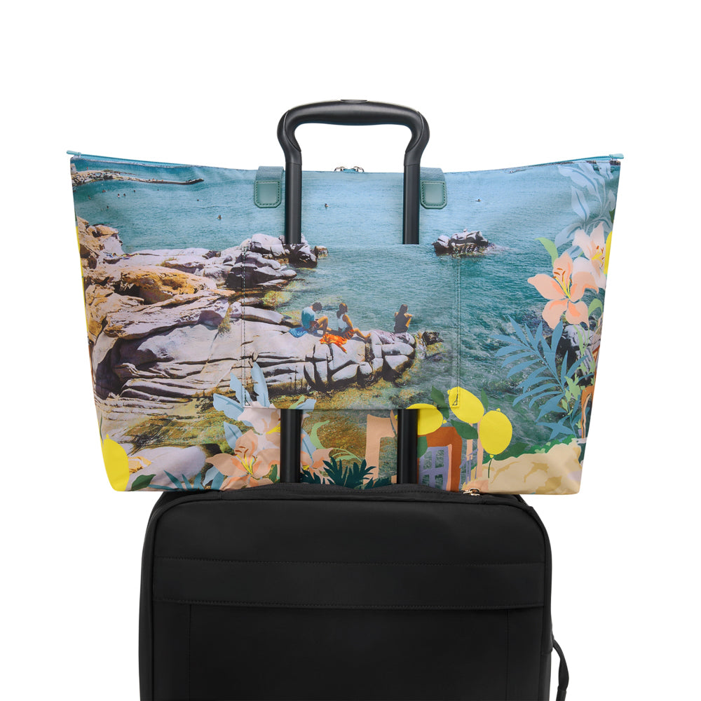 Tumi_156569_mediterranean_print