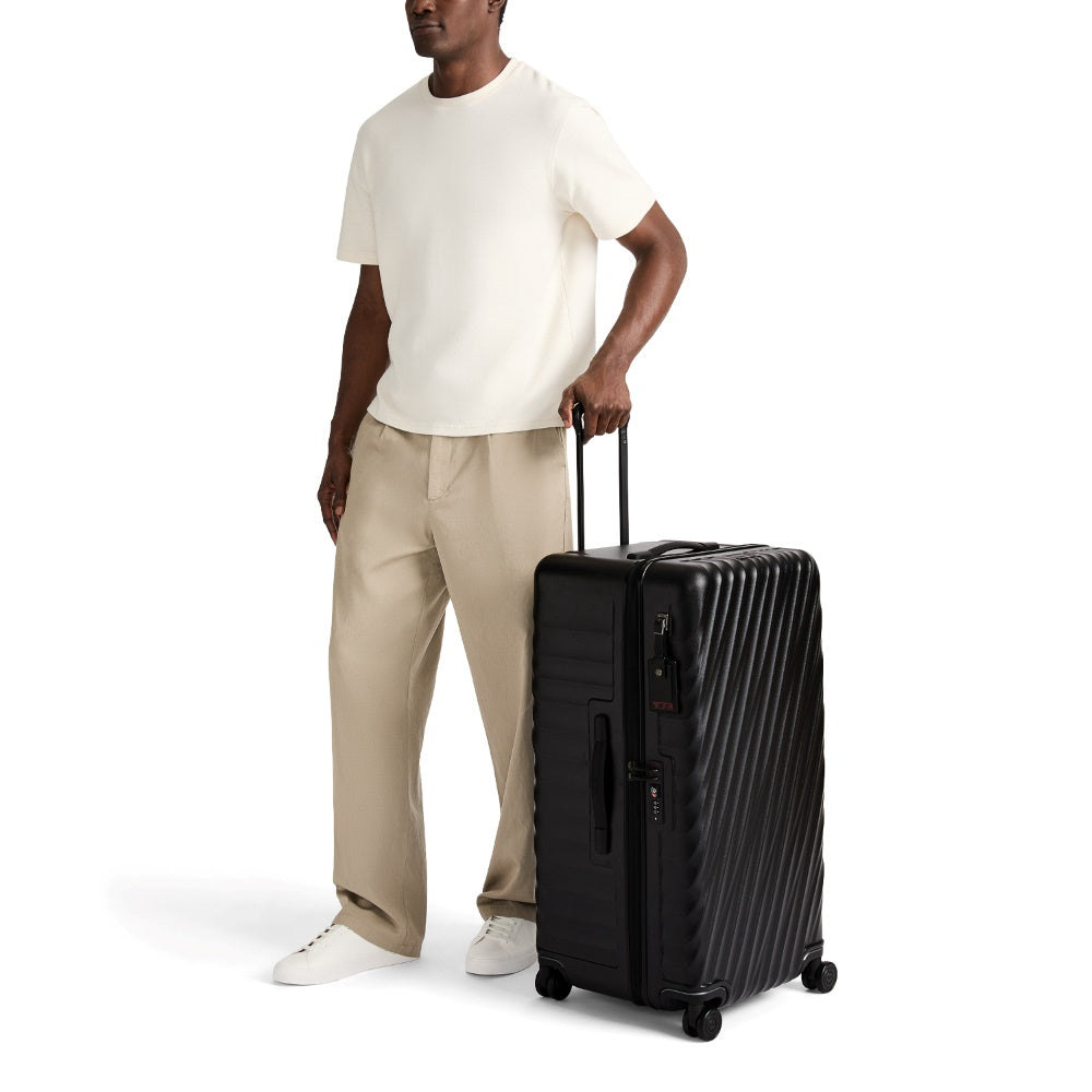 tumi_154197_black_textured