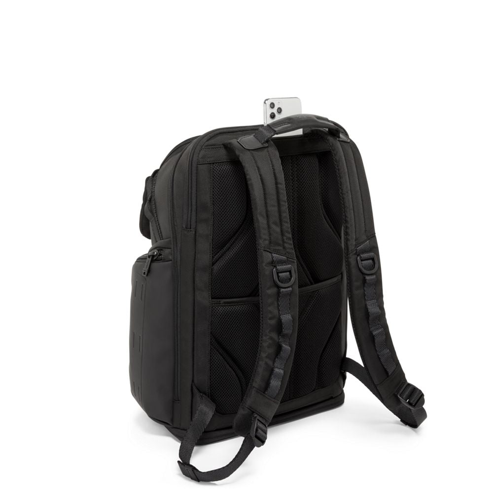 tumi_146689_black