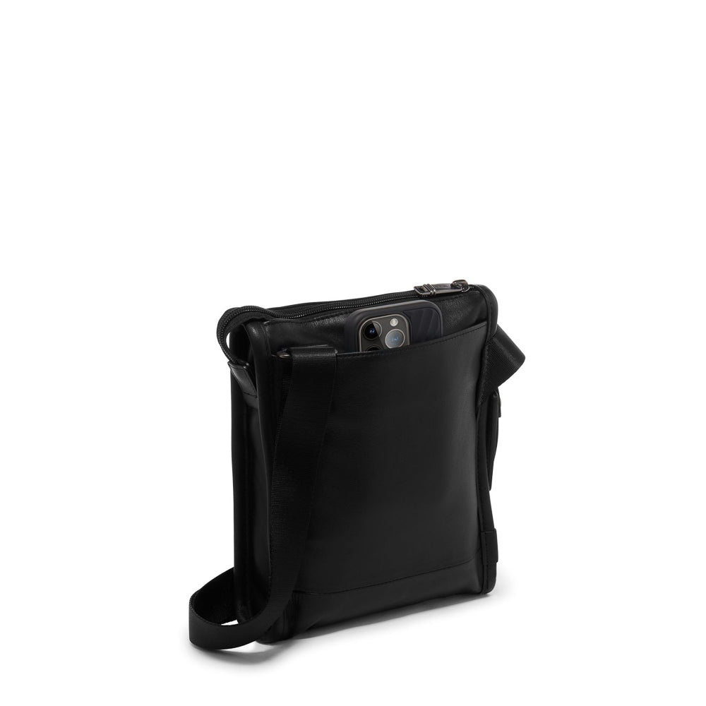 tumi_150220_black