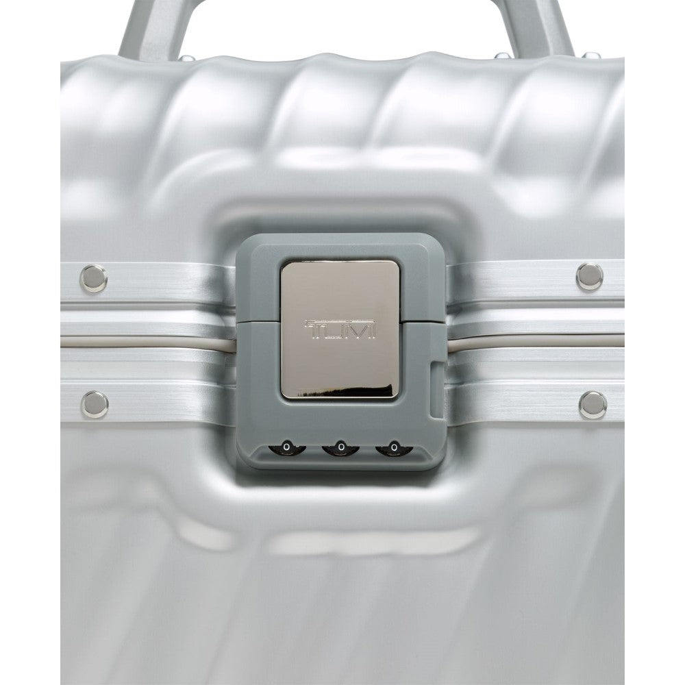 tumi_150155_silver